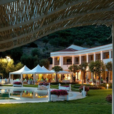 Hotel Residence Il Porto Mattinata Esterno foto