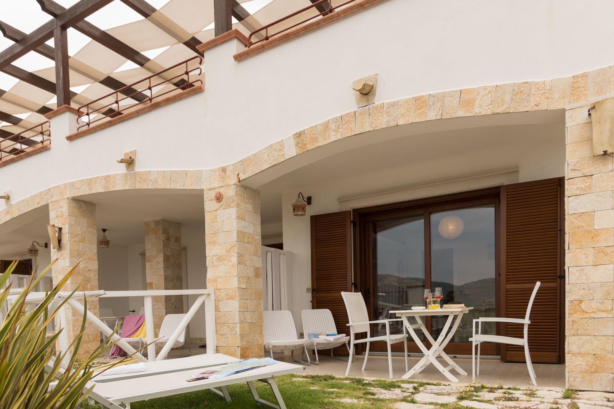 Hotel Residence Il Porto Mattinata Esterno foto