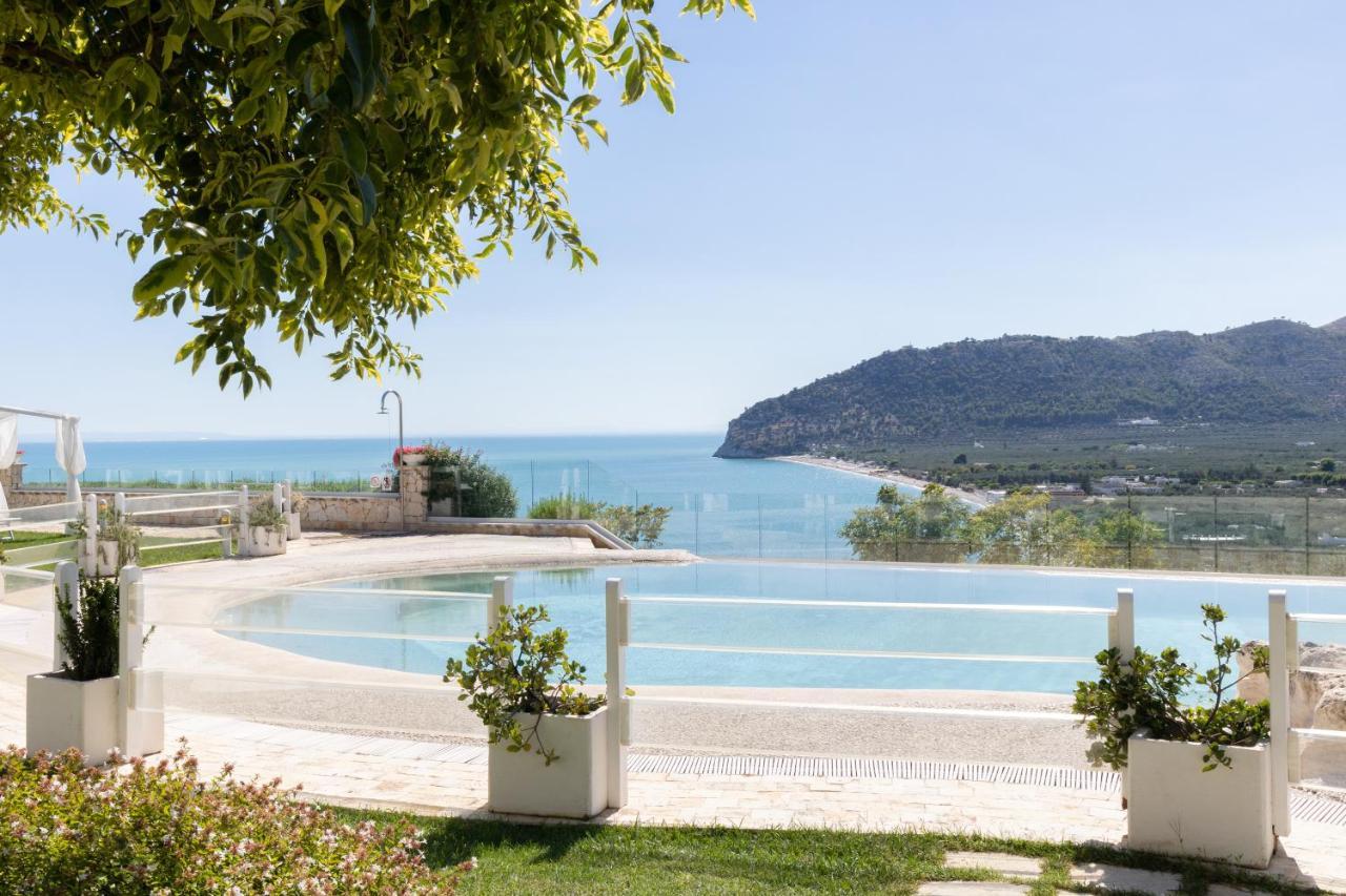 Hotel Residence Il Porto Mattinata Esterno foto