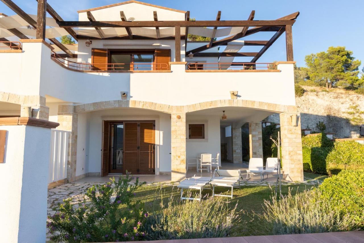 Hotel Residence Il Porto Mattinata Esterno foto