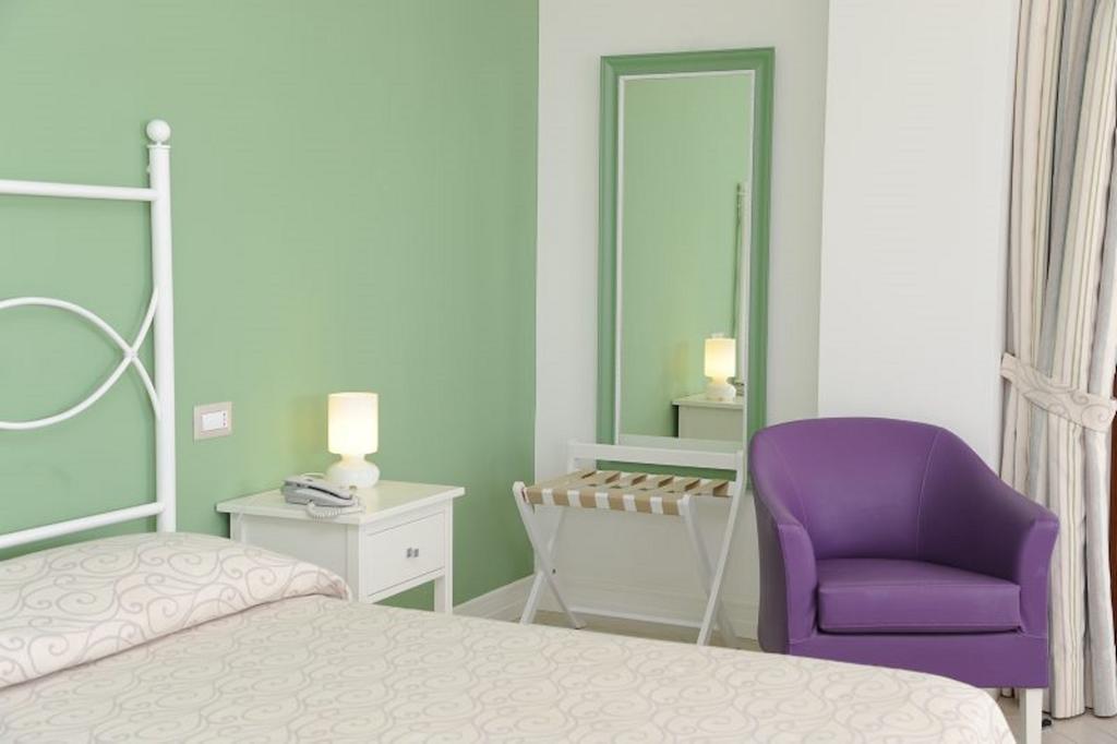 Hotel Residence Il Porto Mattinata Esterno foto